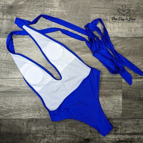 SweatyRocks Deep V Strappy One Piece Swimsuit Size S - Picture 4 of 4